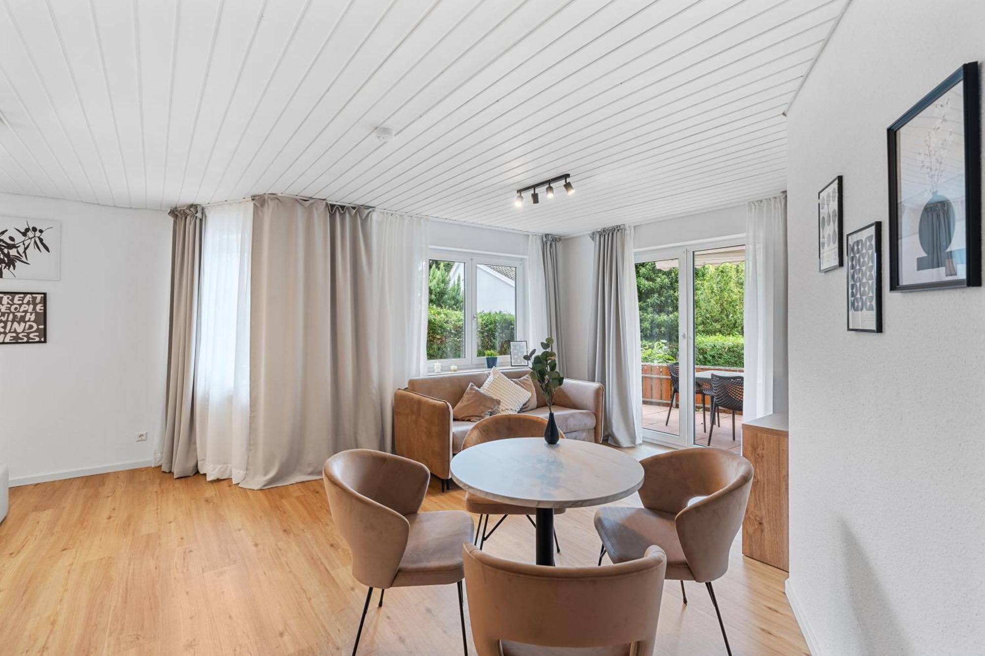 Anytime - Gaestehaus Am Weinberg In *